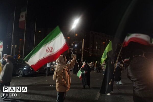  اجتماع بزرگ مردم اندیشه در گلزار شهدای فاز ۴
