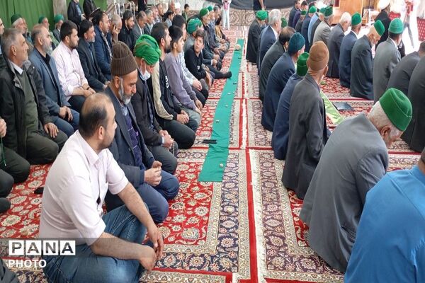 اقامه نماز عبادی سیاسی جمعه در آخرین هفته فروردین ماه 