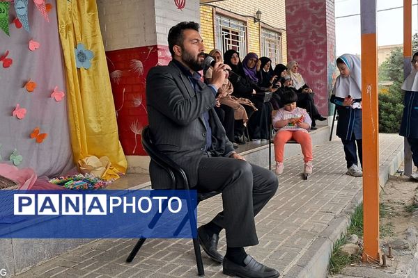 هنرنمایی دانش آموزان  مدرسه خواهران بابایی در روز دختر