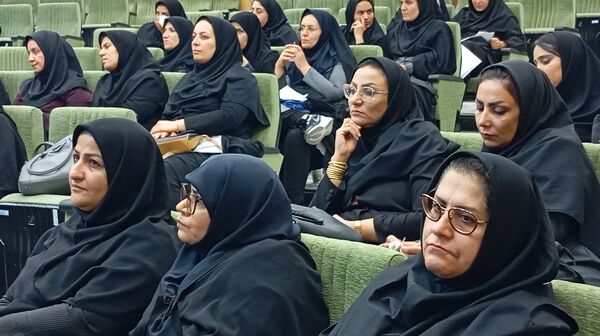تجهیز مراقبان سلامت مدارس استان چهارمحال وبختیاری به ابزارهای نوین