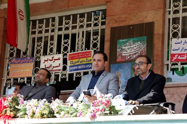 جشن حضور تا ظهور در هنرستان فرزانگان بهارستان ۲