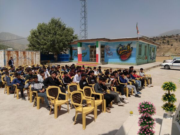 جشن هفته سلامت در روستای رفن