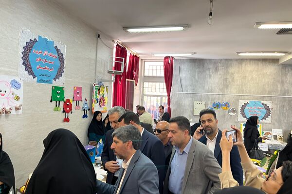 نمایشگاه تکنولوژی آموزشی در شهرستان آباده