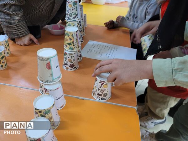 برگزاری جشنواره ضیافت نور توسط کهکشان کودکی درفرهنگسرای کودک و آینده 