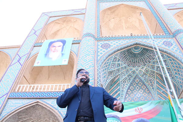 راهپیمایی ۱۳ آبان روز غلبه بر استکبار جهانی دانش‌آموزان شهر یزد