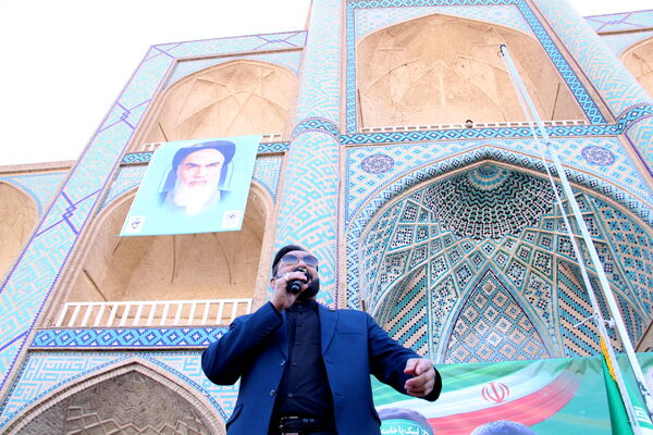 راهپیمایی ۱۳ آبان روز غلبه بر استکبار جهانی دانش‌آموزان شهر یزد
