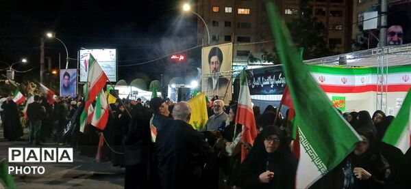 چهل و چهارمین راهپیمایی مردم ساوجبلاغ در خون‌خواهی رهبر شهیدشان 