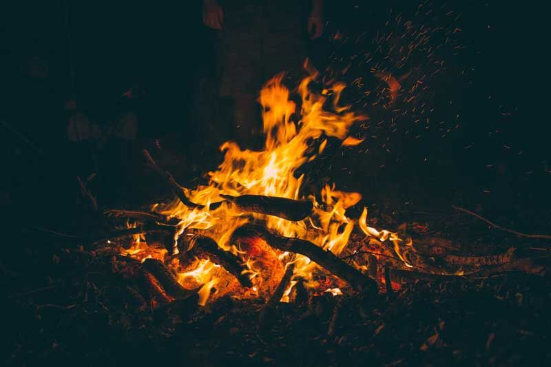  آتشِ کوچک، گرمای بزرگ