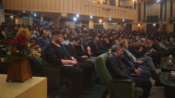 جشن روز دانشجو در دانشگاه آزاد واحد کرج 