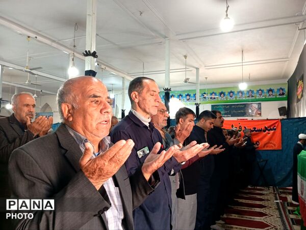 اقامه نماز عید فطر در روستای بلیان کازرون