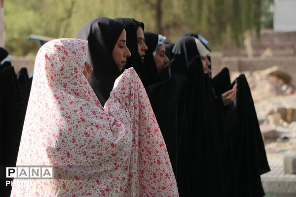 شکوه بندگی در عید قربان؛ فهرج یکپارچه غرق در نیایش شد