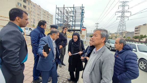 بازدید مدیرکل نوسازی مدارس جهت احداث مدرسه‌ای جدید در ناحیه۶ مشهد