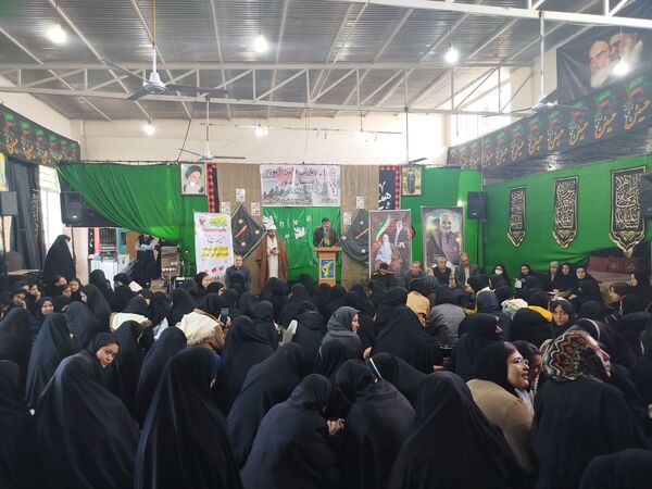 اعزام دانش‌آموزان دختر آشخانه به اردوی راهیان نور