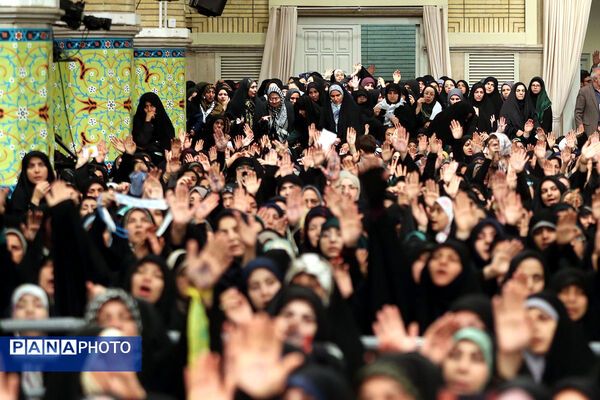 دیدار جمعی از معلمان با رهبر معظم انقلاب