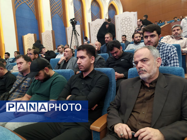 حضور اعضای پانای قم در مراسم روز خبرنگار