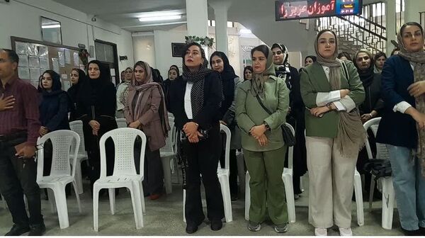 اولین مجمع انجمن اولیا و مربیان در دبیرستان غیردولتی سما ۴