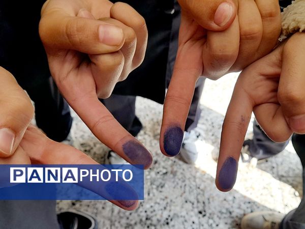 انتخابات شورای دانش‌آموزی در دبیرستان علی افشارنژاد ناحیه ۶ مشهد