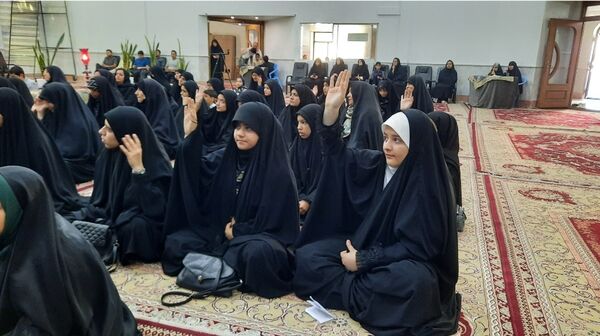 تجلیل از نفرات برتر هیات‌های مذهبی دانش‌آموزی 