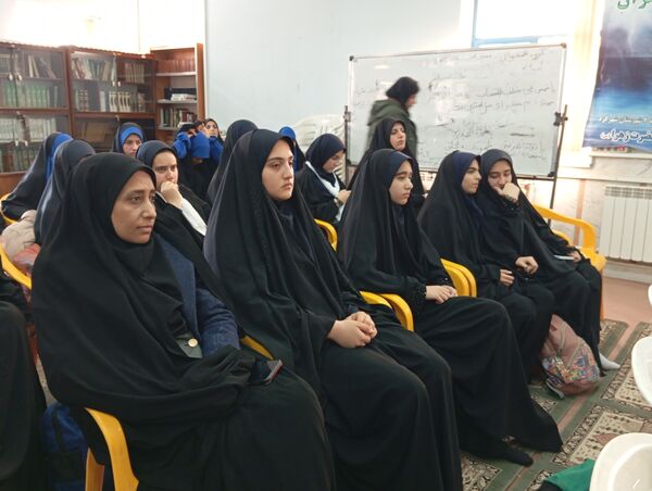 رقابت‌های گروه‌های برتر مدیحه‌سرایی استان چهارمحال و بختیاری 