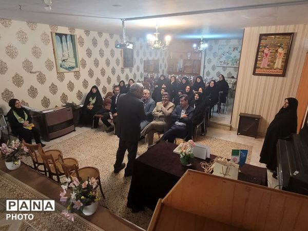 دومین روز از آموزش مهارت‌های تشکیلاتی در کانون فرهنگی تربیتی ۱۵ خرداد 