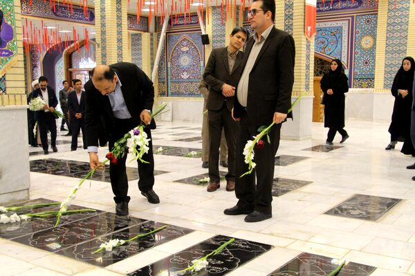 حضور معاون پرورشی و فرهنگی وزیر آموزش و پرورش در گلزار شهدای بجنورد