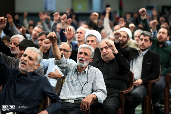  مراسم اولین گرامیداشت سالگرد شهادت شهدای جنگ تحمیلی ۱۲ روزه