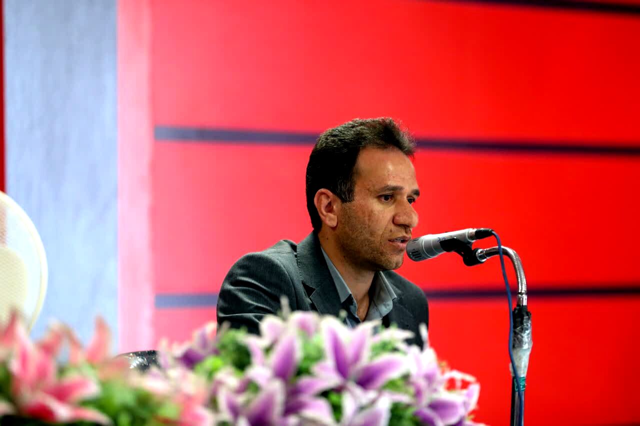 مسئولان موظف به پاسخگویی به رسانه‌ها هستند