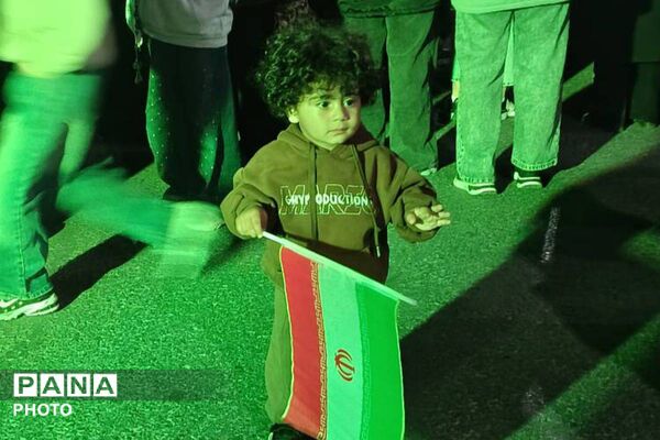 تجمع خودجوش مردم مسکن مهر رودهن در محکومیت آمریکا و اسرائیل