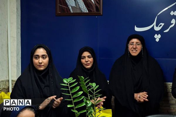 قدردانی از مربیان و مدیران منتخب طرح‌های آموزشی کودکستان‌های شهرستان قرچک