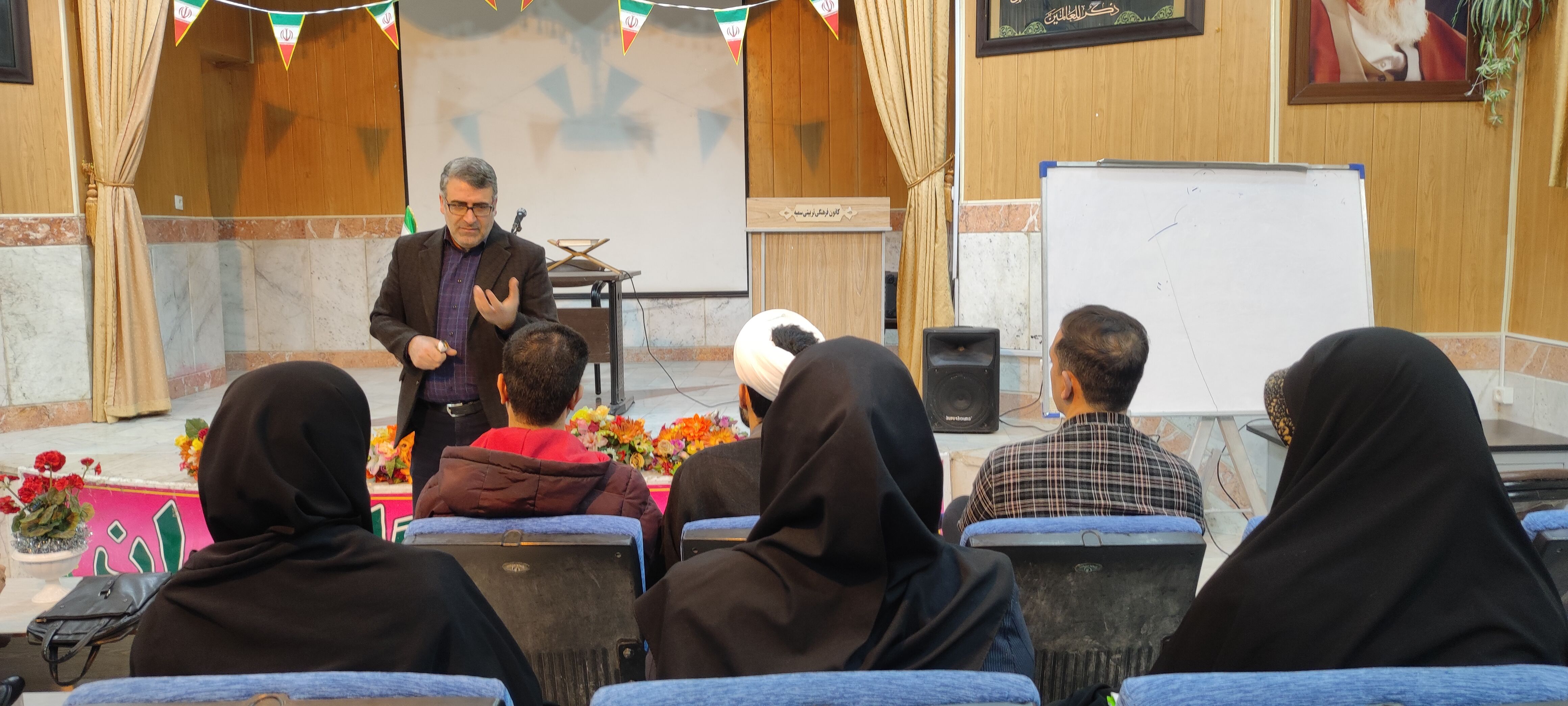 کارگاه آموزشی نماد در شیروان
