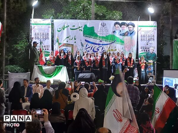 قاب‌های ماندگار از قرارگاه فرهنگی منطقه ۱۰ در هفته معلم 