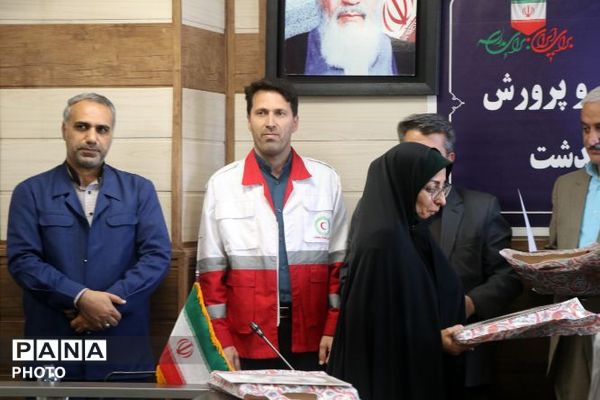 تجلیل از برگزیدگان کشوری پویش‌های «رمضان پویا» و «سفیر سلامت» در پاکدشت