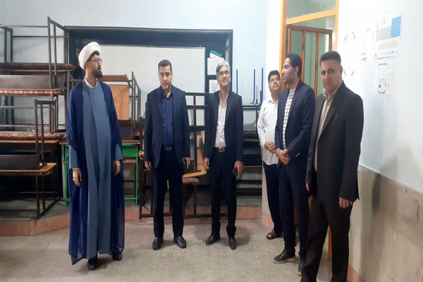 بازدید ناظران استانی از ستاد اسکان فرهنگیان دشتستان