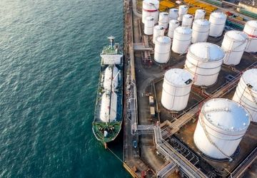 هند خواستار از سرگیری واردات نفت از ایران شد