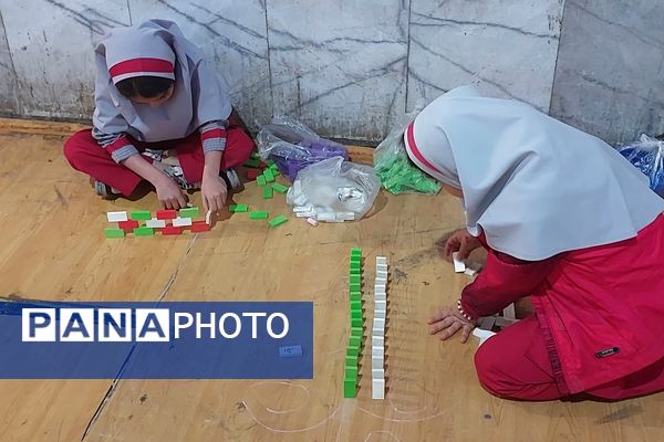 مسابقه دومینو دانش‌آموزان دختر مقاطع ابتدایی و متوسطه ناحیه سه شیراز 