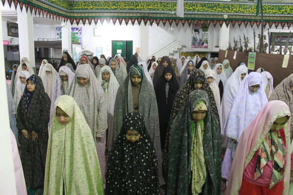اعتکاف سازمان دانش آموزی دختران کرمان