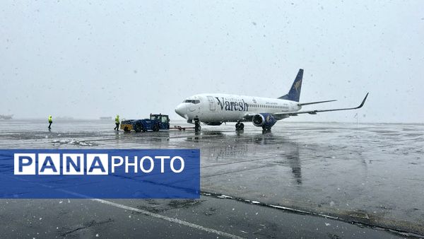وضعیت فرودگاه بین الملی شهید هاشمی‌نژاد در روزهای برفی مشهد