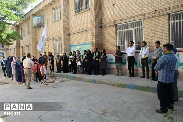 کارگاه آموزشی مدرسان پیشتاز و گردهمایی خبرنگاران پانا شهرستان فاروج با مسئولان سازمان دانش‌آموزی خراسان شمالی 