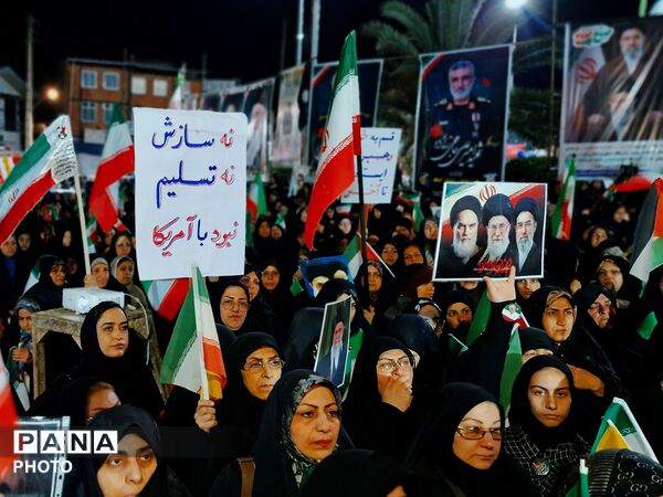 همایش عظیم وفاداری به وطن در گلوگاه