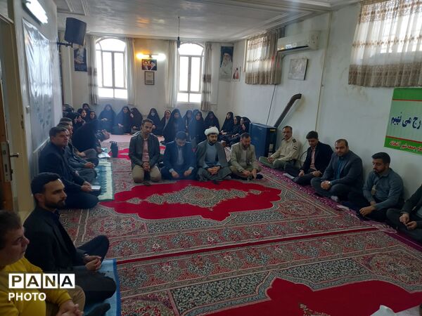 دیدار معاونین و مربیان پرورشی با امام جمعه شهر آشخانه