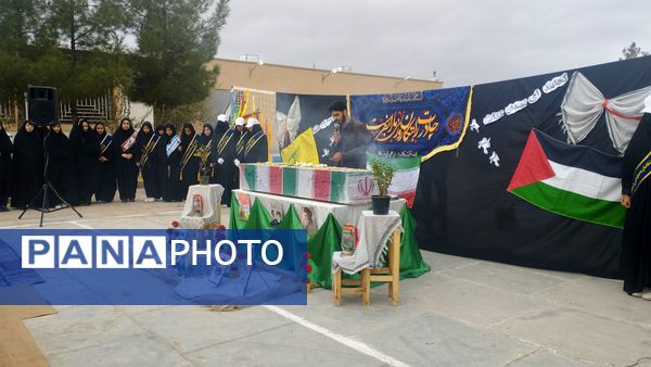 تشیع پیکر شهدای‌گمنام در زیر‌کوه