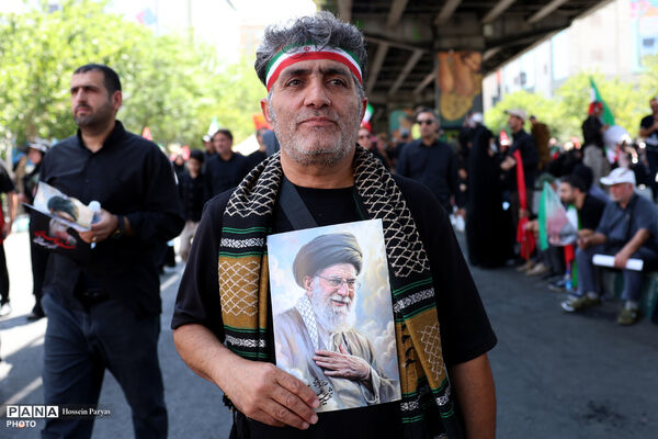 مراسم تشییع پیکر مطهر رهبر شهید انقلاب در تهران - 1

