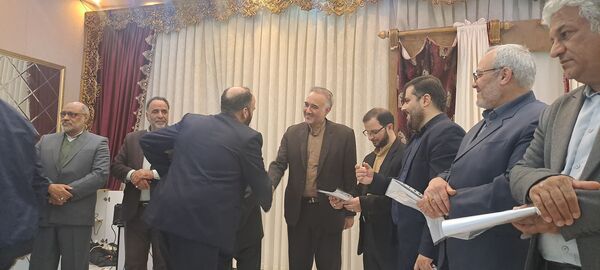  تقدیر از عوامل هیئت فرهنگیان نیشابور 