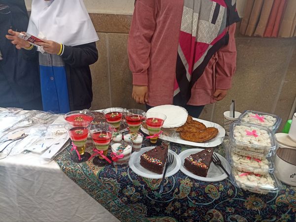 بازارچه در دبستان کبری سرشته 