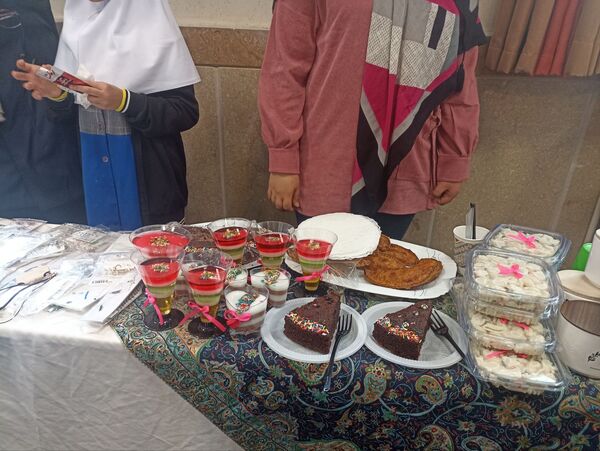 بازارچه در دبستان کبری سرشته 