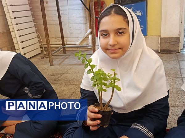 نقاشی همگانی با موضوع صرفه‌جویی در مصرف آب ، گاز و برق