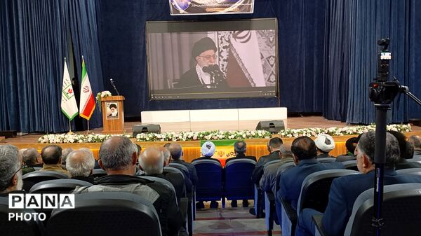 قلب فرهنگیان در ماتم امام قائد شهید