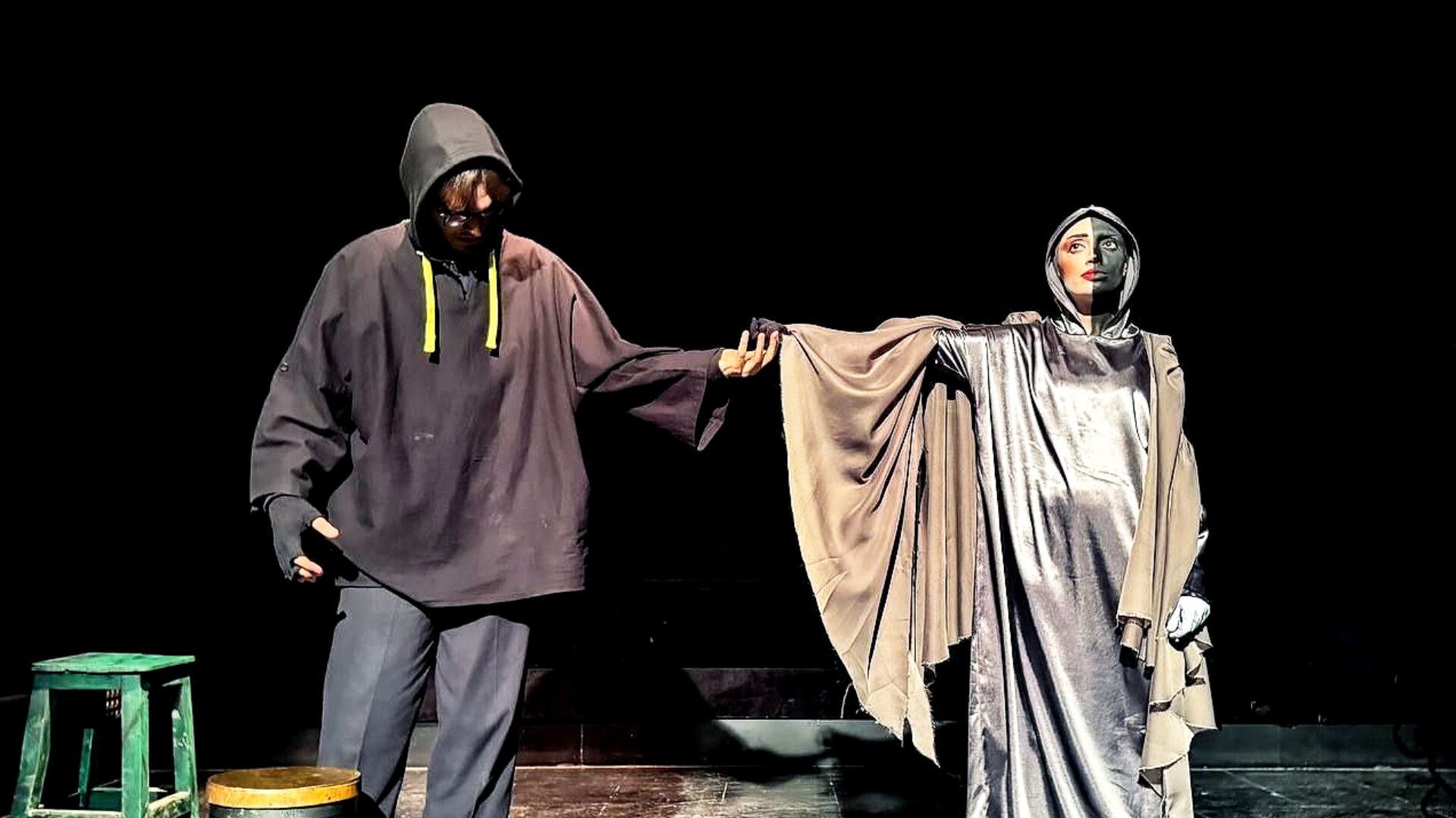 تمدید اجرای نمایش «بازیگر سایه‌ها» در تالار مولوی