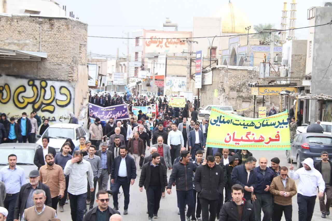 راهپیمایی 9 دی در بهبهان؛ فرهنگیان و دانش‌آموزان با آرمان‌های انقلاب تجدید بیعت کردند