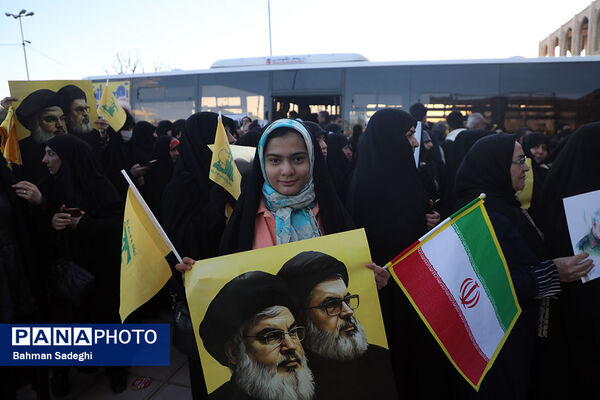 مراسم گرامیداشت شهید سیدحسن نصرالله همزمان با تشییع شهدا در لبنان - تهران